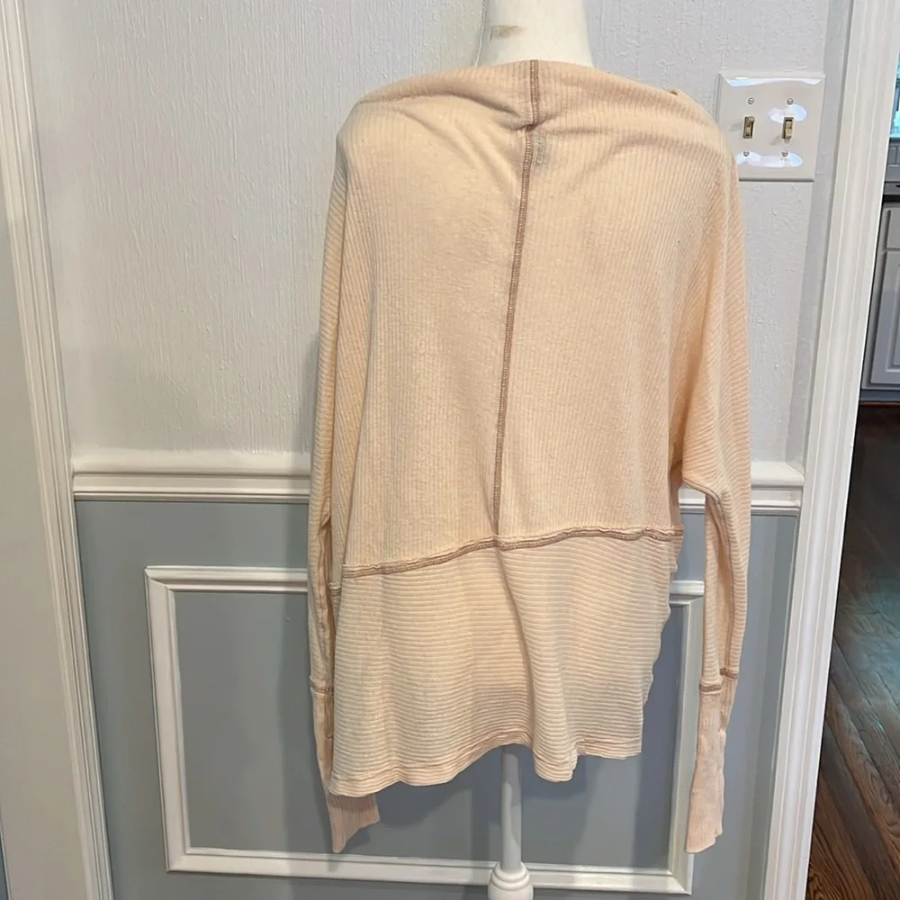 FREE PEOPLE LONG SLEEVE TUNIC TOP - SIZE XS